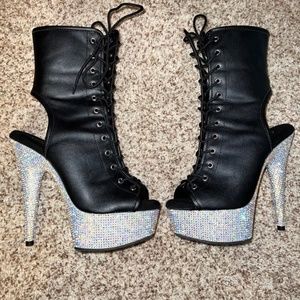 PLEASER HEELS SIZE 7